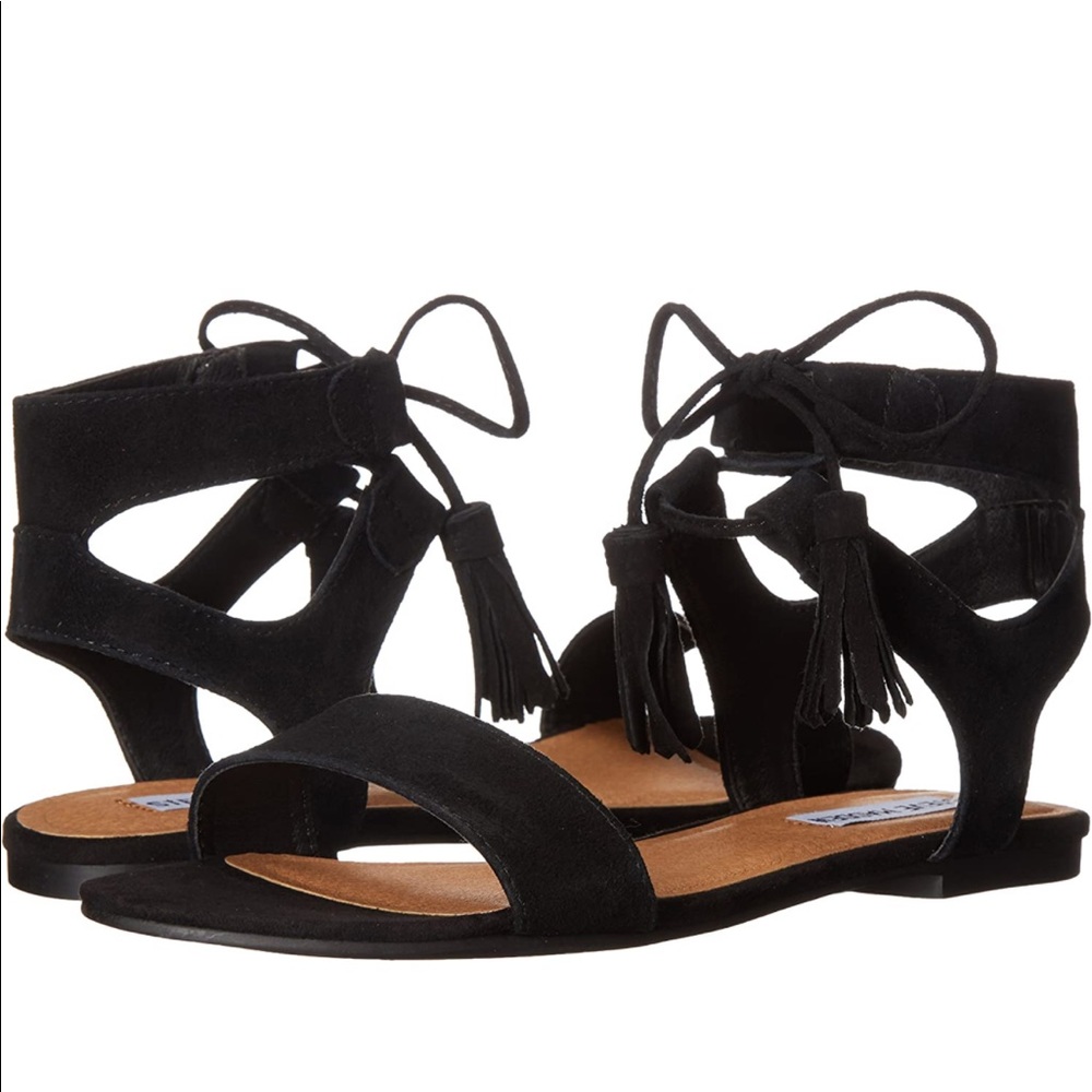 Steve Madden Women's Daryyn Flat Sandal